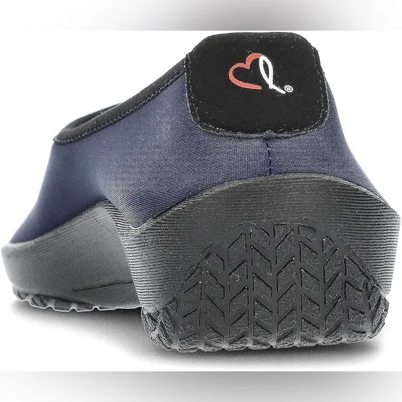 🆕 ARCOPEDICO “Lolita” Water-Resistant Shoes in Dark Navy Blue size 🇵🇹38 or 🇺🇸7