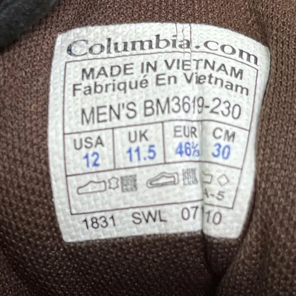 🆕. Columbia Brown Hiking Boots Size 12