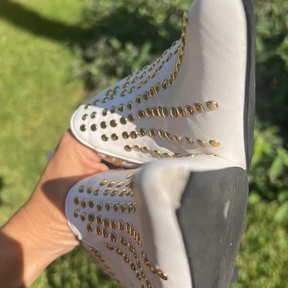 ▶️ JEFFREY CAMPBELL ◀️. Spangled D'orsay Pump - White Gold Leather 9.5