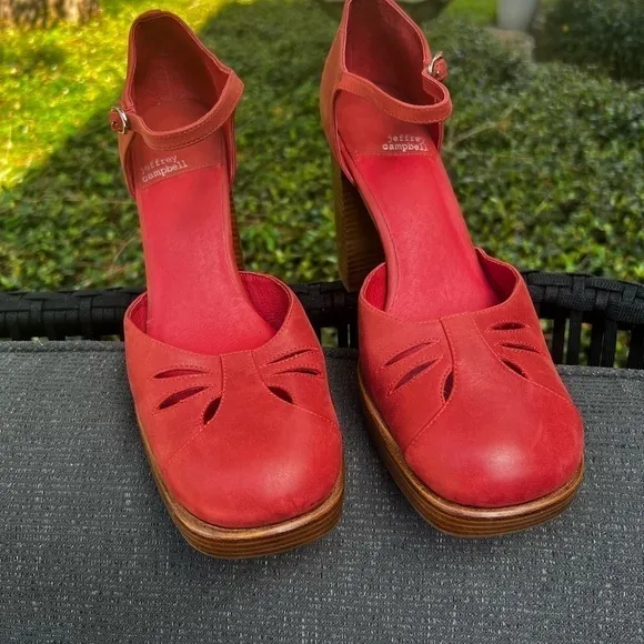 ▶️ Jeffrey Campbell◀️ Star Man Pump Size 10 Red