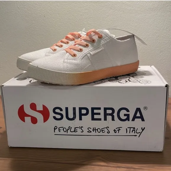 🆕 NWT NIB Superga white and melon orange ombre canvas lace-up sneakers