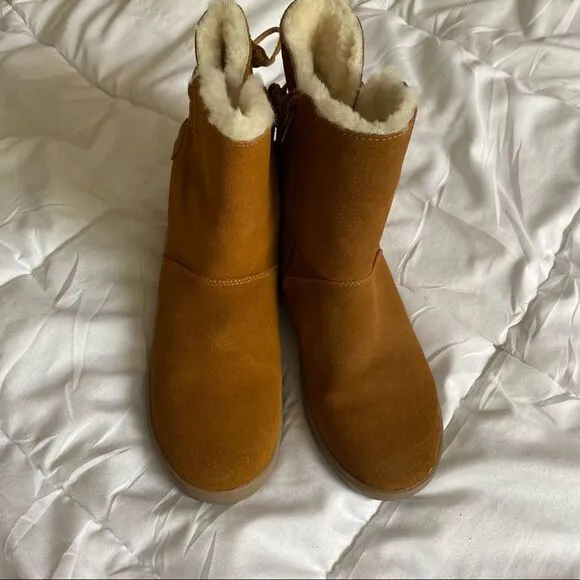 🍄 UGG Winter Fuzzy Boots