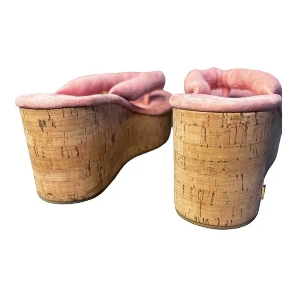 ▶️ Veronica Beard ◀️ Geno Suede Wedge Thong Sandals in Pink. Size 7.5