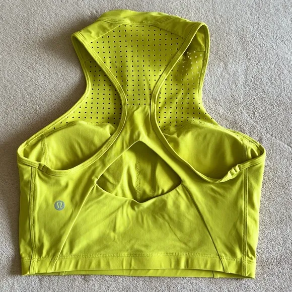 #17 Lululemon Unleash Strength Bra Medium Support, B/C CupYellow SerpentineSz6