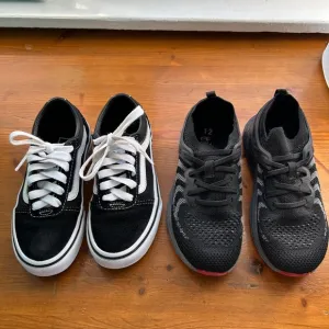 2 Pairs of Kids Sneakers