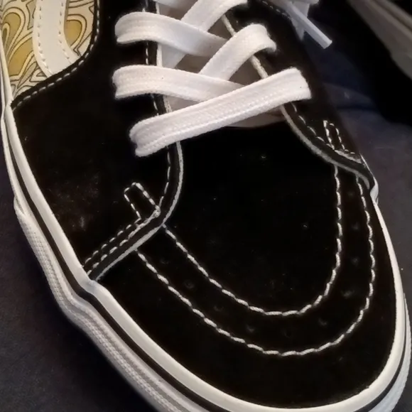 #49❤️ New Vans Trippy Hearts SK8 Sneakers