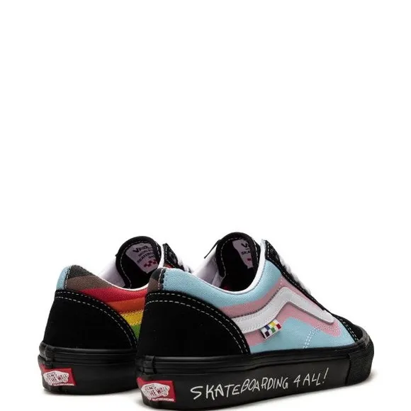 #54❤️ BNWT VANS Skate Old Skool &quot;Pride&quot; sneakers