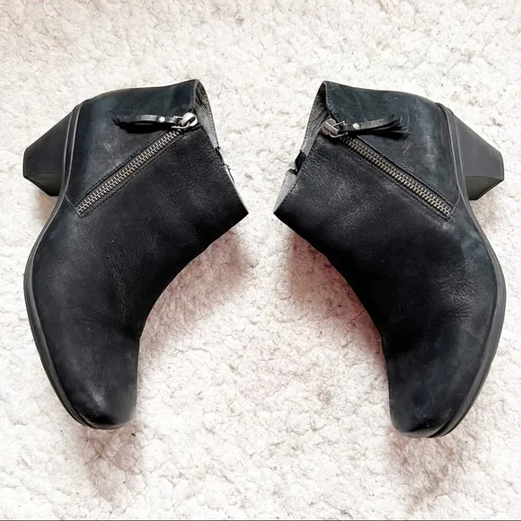 ABEO B.I.O. Women's ROMMIE NEUTRAL Black Leather Ankle Heeled Booties Size 7.5N