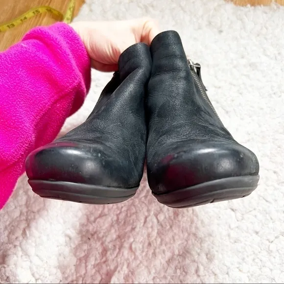 ABEO B.I.O. Women's ROMMIE NEUTRAL Black Leather Ankle Heeled Booties Size 7.5N