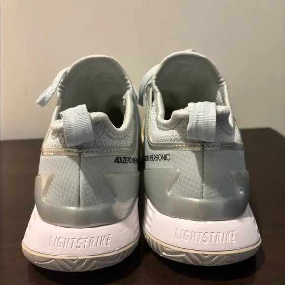 Adidas Adizero Ubersonic 4.1 Men’s size 7