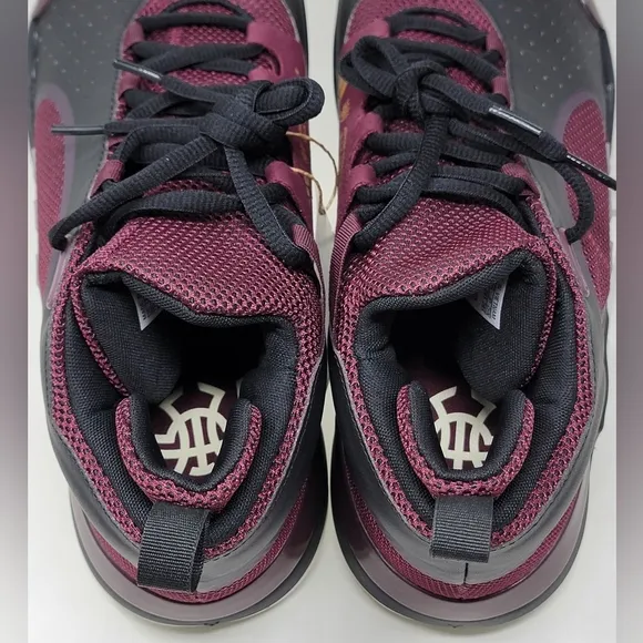 Adidas D.O.N. Issue 5 Basketball Shoes Team Maroon 2/Black Men's Size 10 New