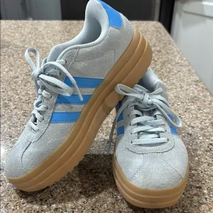 Adidas Gray and Blue Suede Sneakers with Gum Sole