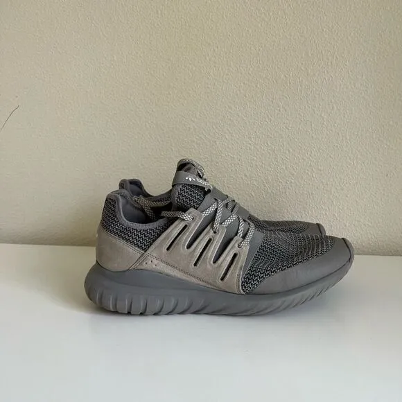 ADIDAS Men's Originals Tubular Radial Casual Sneakers size 10