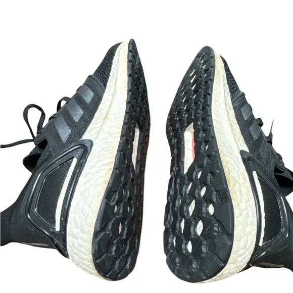 Adidas Men’s Size 7.5/ Women’s Size 8.5/9.0 Ultraboost 20 Running Shoes -
