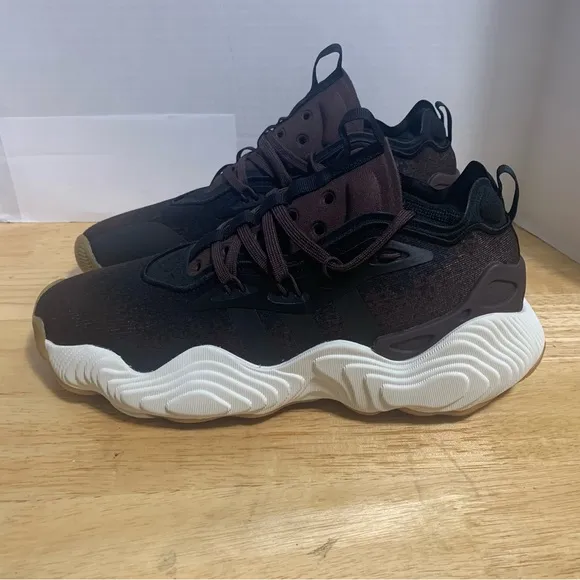Adidas Men's Trae Young 3 Shadown Brown‎ Basketball Shoes *NEW* Size 9