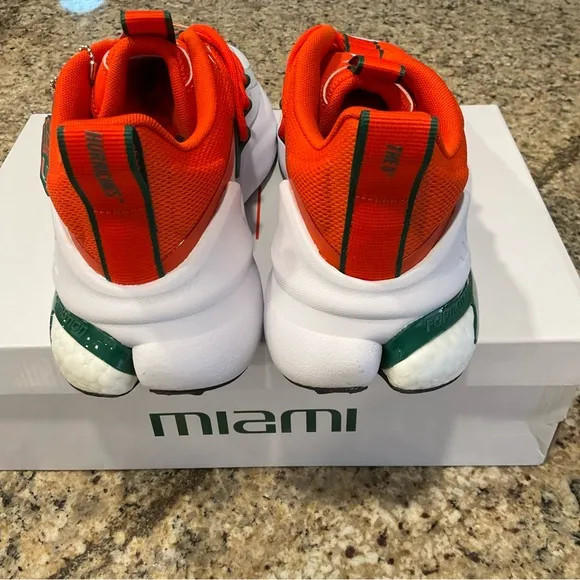 Adidas Miami Hurricanes Alphaboost  IH6337 V2 Shoes Men Size 9.5 Full Box