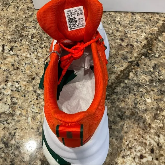 Adidas Miami Hurricanes Alphaboost  IH6337 V2 Shoes Men Size 9.5 Full Box