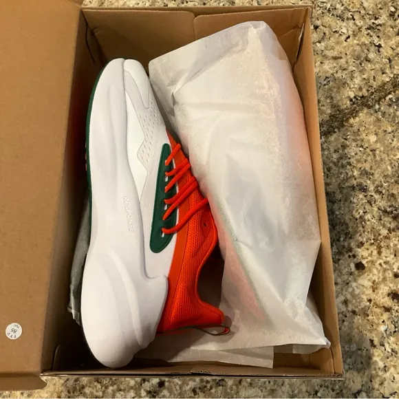 Adidas Miami Hurricanes Alphaboost  IH6337 V2 Shoes Men Size 9.5 Full Box