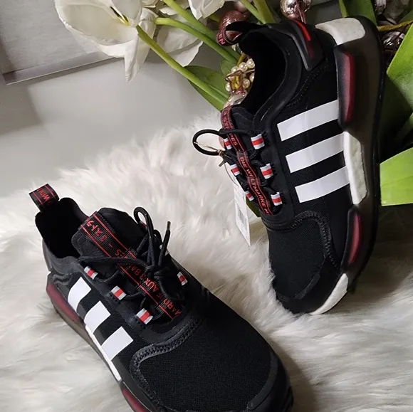 ADIDAS ORIGINALS NMD_R1 V3 CASUAL Women SHOES new