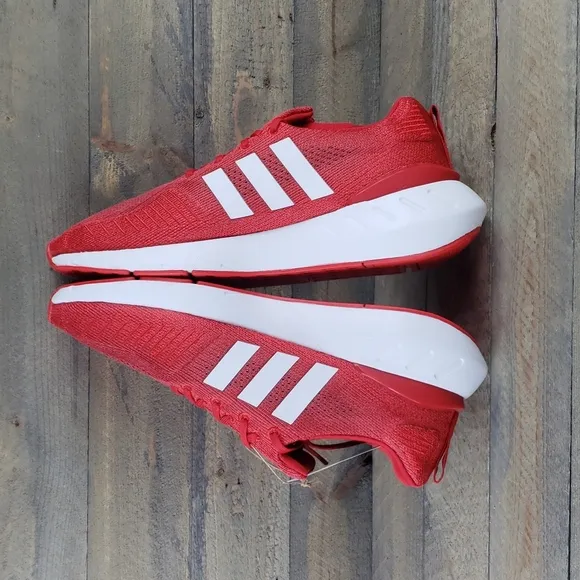 adidas Swift Run 22 Men's Running Casual Shoes Vivid Red