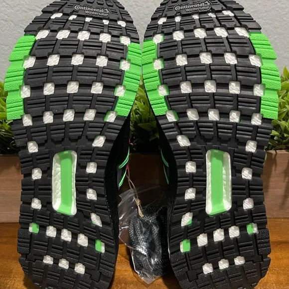 Adidas UltraBoost 20 Explorer Night Metallic Lime Shoes Black GZ7362 Mens Size 9