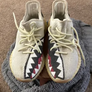 adidas Yeezy Boost 350 V2 (Butter) - 10 - ( Shark teeth - Bape - painting -