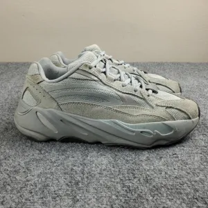 Adidas Yeezy Boost 700 V2 Mens 8 Hospital Blue Gray Shoes Sneakers FV8424