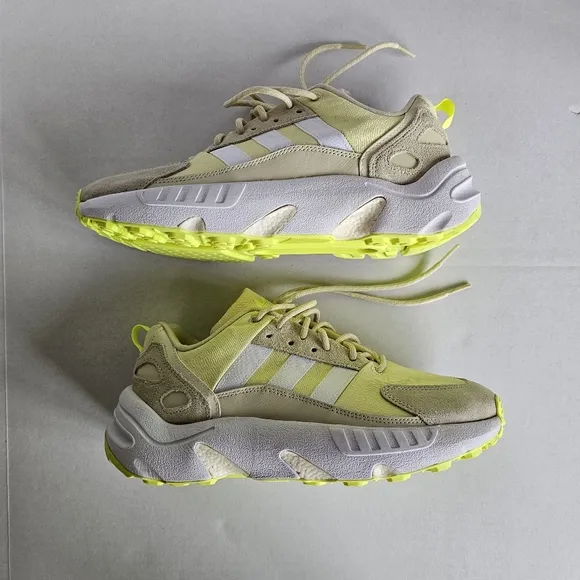 Adidas ZX22 Boost Nude &amp; Butter Yellow Womens Size 8 Sneakers Athleisure Sporty
