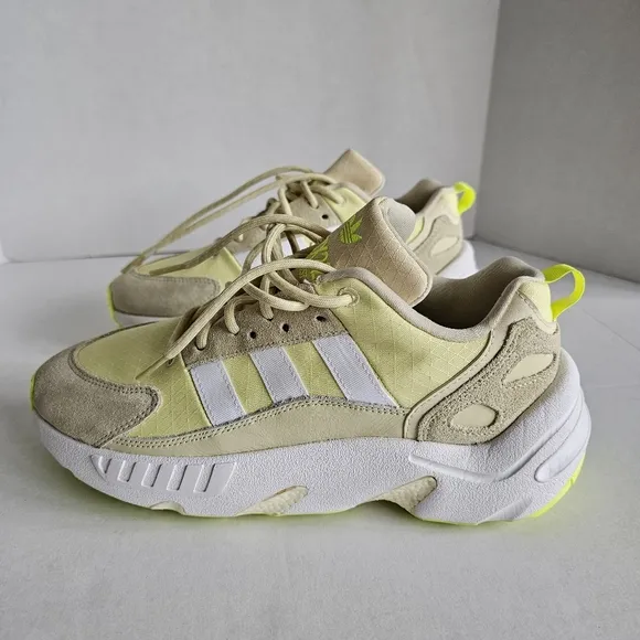 Adidas ZX22 Boost Nude &amp; Butter Yellow Womens Size 8 Sneakers Athleisure Sporty