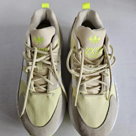 Adidas ZX22 Boost Nude &amp; Butter Yellow Womens Size 8 Sneakers Athleisure Sporty