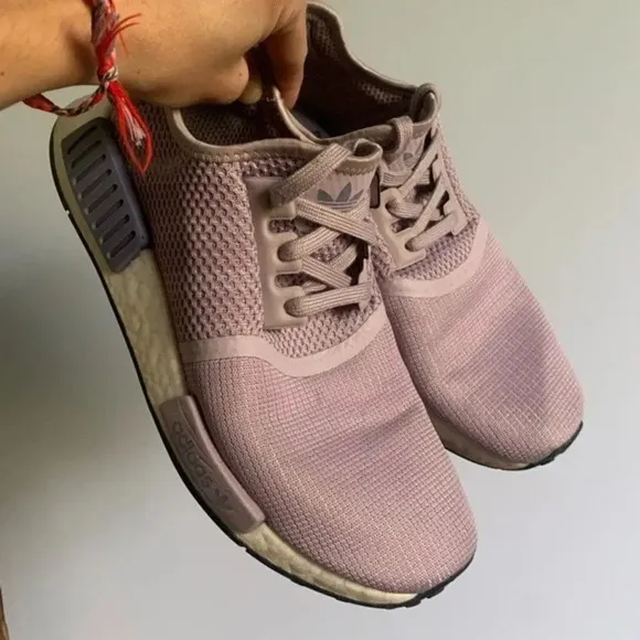 Adidas Boost NMD R1 Athletic Comfy Sneakers Light Purple Lavender Lilac 7.5 8