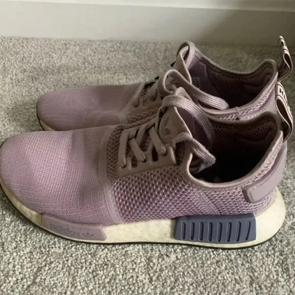 Adidas Boost NMD R1 Athletic Comfy Sneakers Light Purple Lavender Lilac 7.5 8