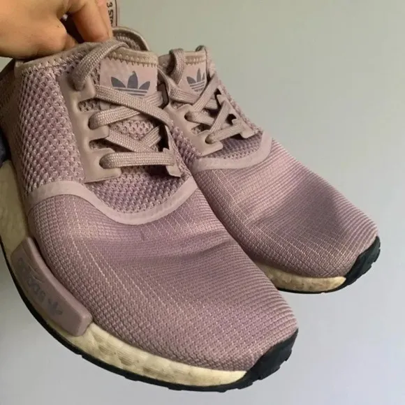 Adidas Boost NMD R1 Athletic Comfy Sneakers Light Purple Lavender Lilac 7.5 8
