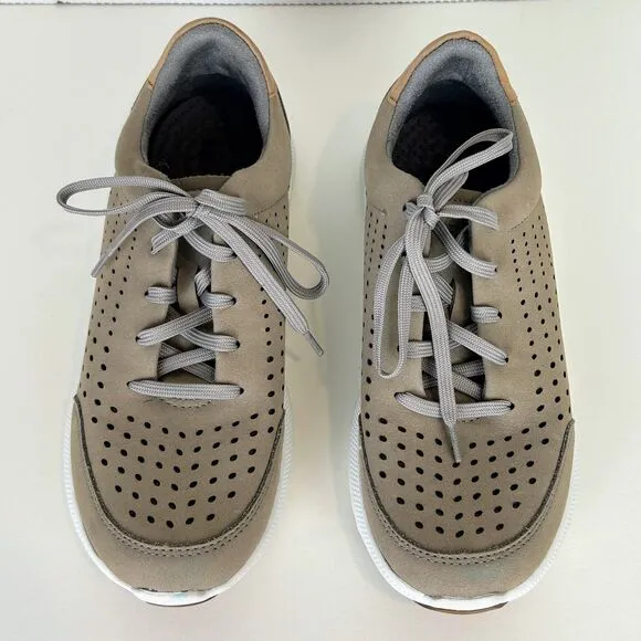Aetrex Laura Arch Support Sneakers Beige Suede Tennis Shoes Orthotic Cushioned 9