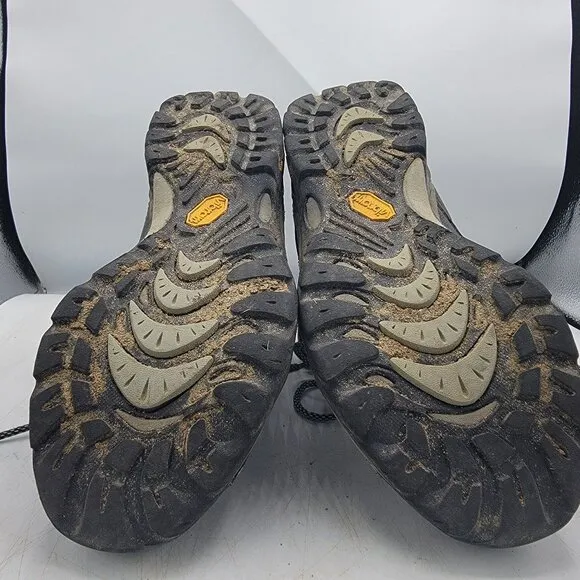Ahnu Montara Womens 8 Brown Waterproof Hiking Boots Vibram Soles Hiking Camping