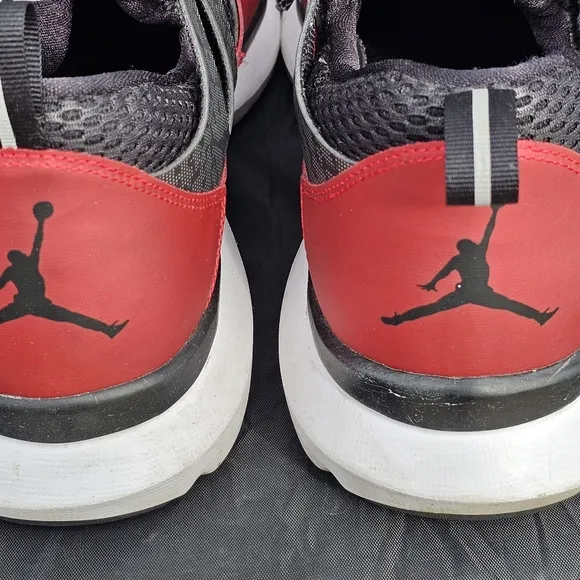 Air Jordan RARE Flight Runner Sneakers Mens 11 Red Burgundy 631606601
