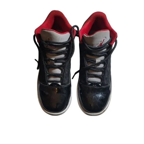 Air Jordan Kids Max Aura 2 GS CN8094-006 Black Lace Up Basketball Shoes Size 4.5
