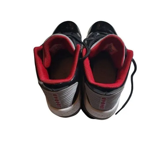 Air Jordan Kids Max Aura 2 GS CN8094-006 Black Lace Up Basketball Shoes Size 4.5