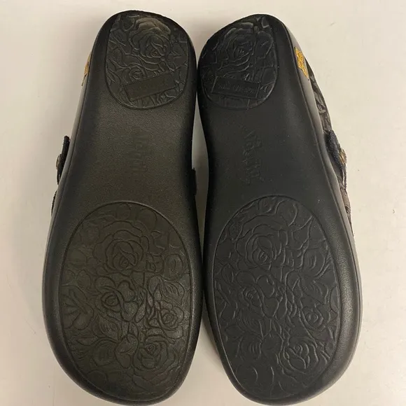 Alegria PG Lite Black Suede Floral Pattern Leather Slip On Shoes Size 39
