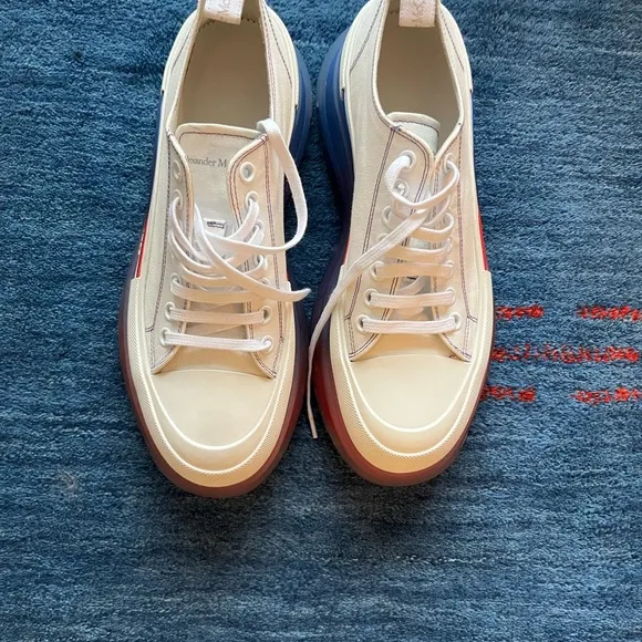 Alexander McQueen Tread Slick Low Lace Up Shoes 'White Multi'