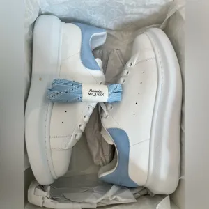 ALEXANDER MCQUEENLeather Oversized Sneakers ( size 39)