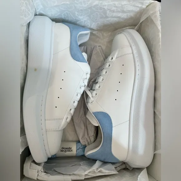 ALEXANDER MCQUEENLeather Oversized Sneakers ( size 39)