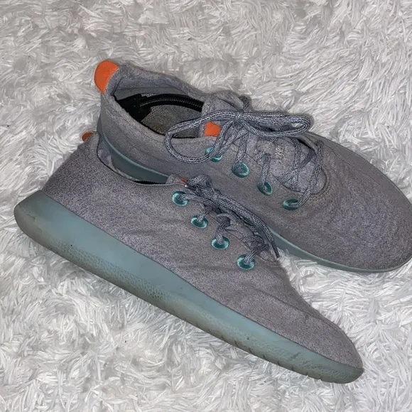 Allbirds gray felt and sea foam green sole sneakers
