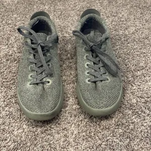 Allbirds Tree Piper Mens Size 10 Olive green TP Casual Athletic Shoes Sneakers.