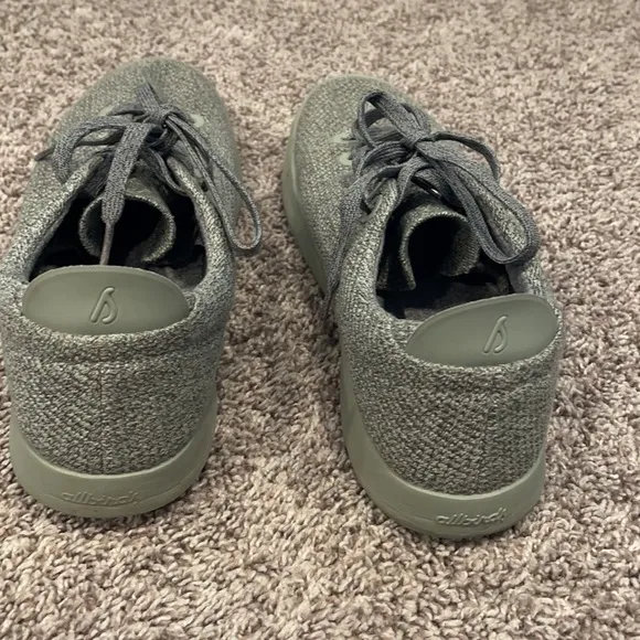 Allbirds Tree Piper Mens Size 10 Olive green TP Casual Athletic Shoes Sneakers.
