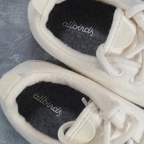 Allbirds Women's Wool Runner Natural White Sneakers Women's Size 10