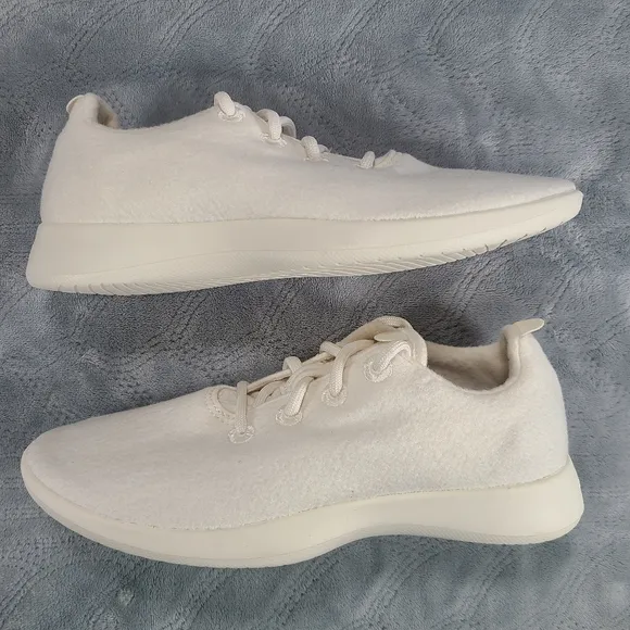 Allbirds Women's Wool Runner Natural White Sneakers Women's Size 10