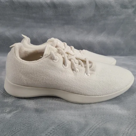 Allbirds Women's Wool Runner Natural White Sneakers Women's Size 10