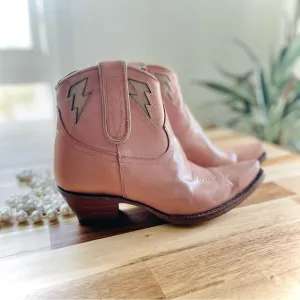 ALLENS BOOTS | 37 / 7 | Athena Lightening Bolt Patent Leather Pointed Toe Boots