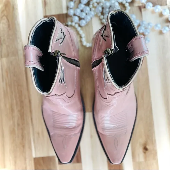 ALLENS BOOTS | 37 / 7 | Athena Lightening Bolt Patent Leather Pointed Toe Boots